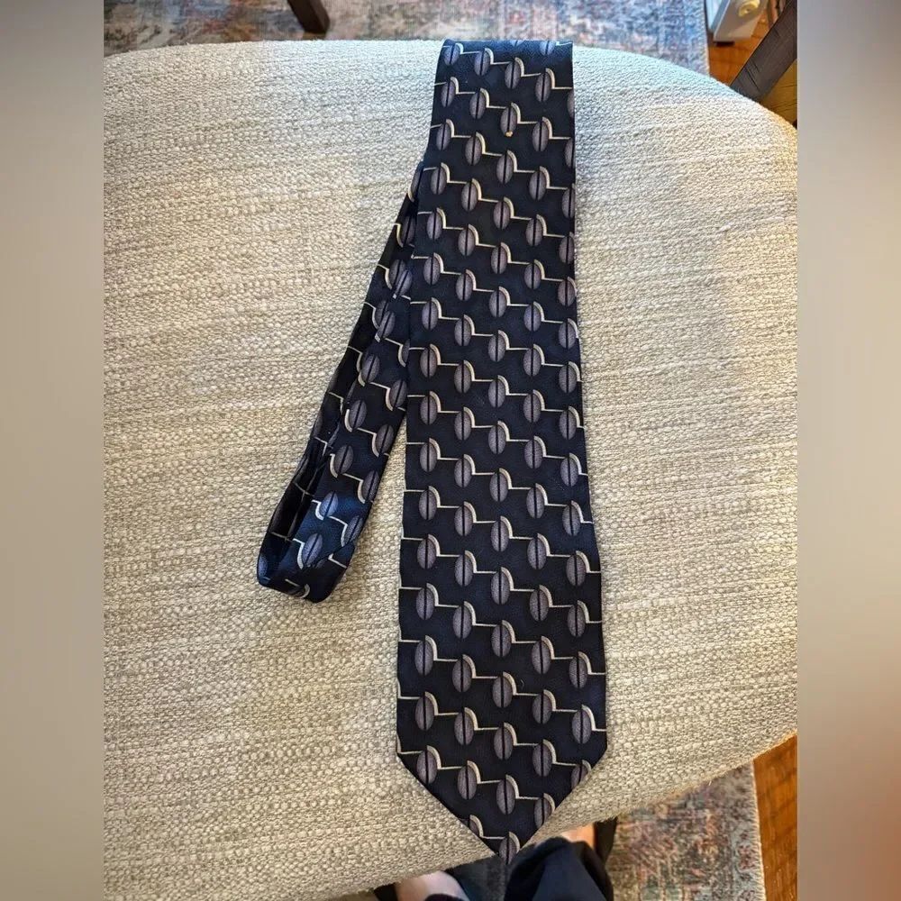 Louis Roth men’s navy neck tie